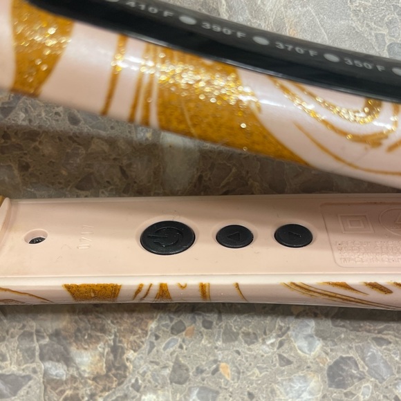 Chi Hair Straightener - Picture 3 of 3